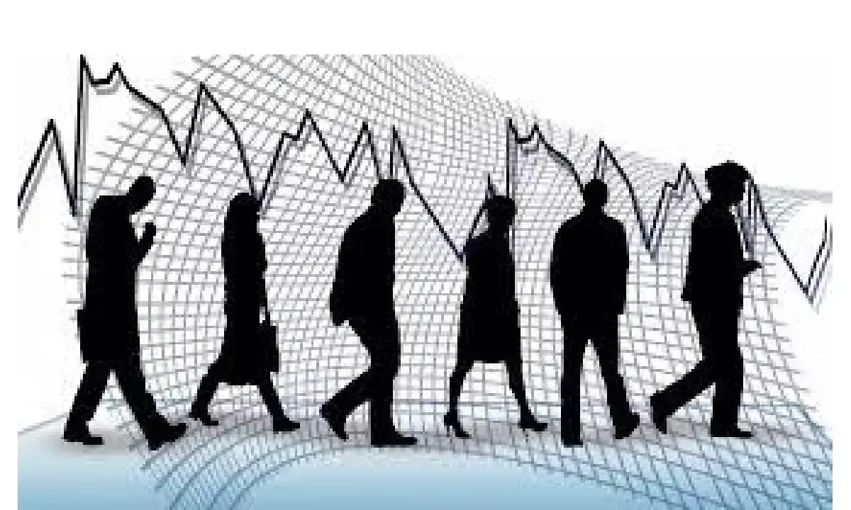 India’s unemployment rises to 5% in Jan, says survey