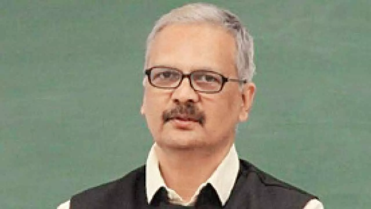 Sebi mulls relaxations in reporting requirements for stock brokers Sebi mulls relaxations in reporting requirements for stock brokers