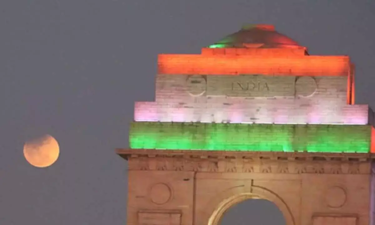 Total Lunar Eclipse observed in India, Blood Moon captivates skies