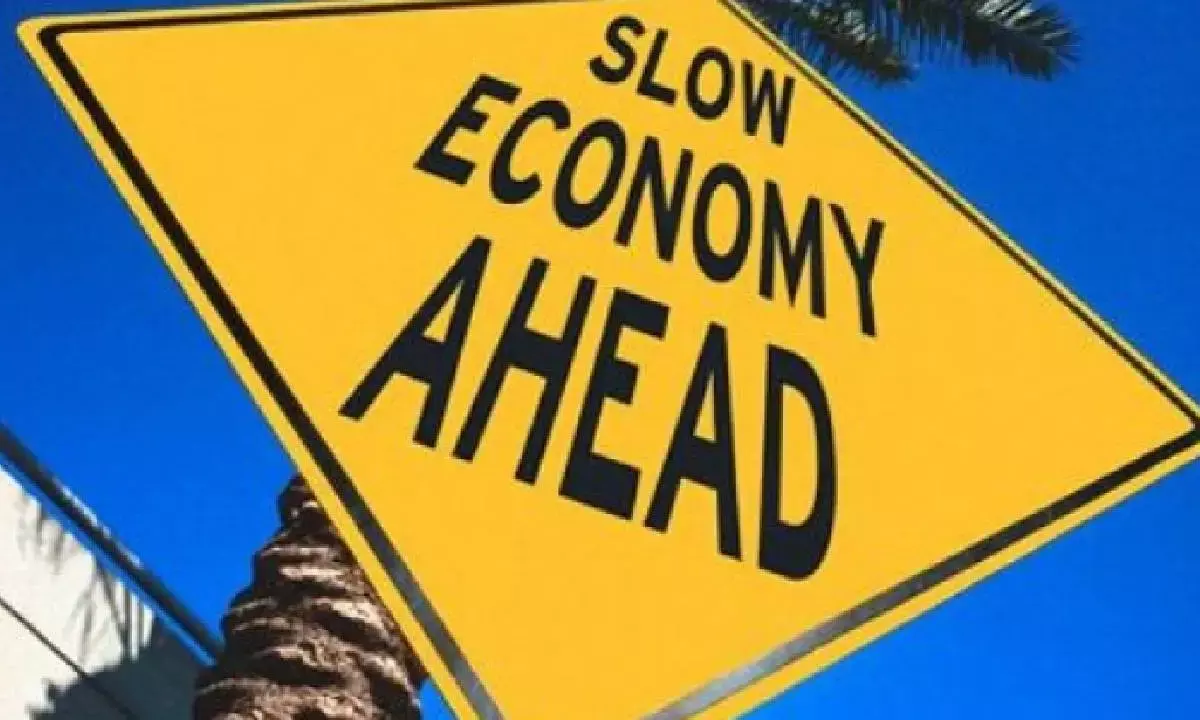 Economic slowdown drives Pakistan’s unemployment, brain drain to record levels: Report