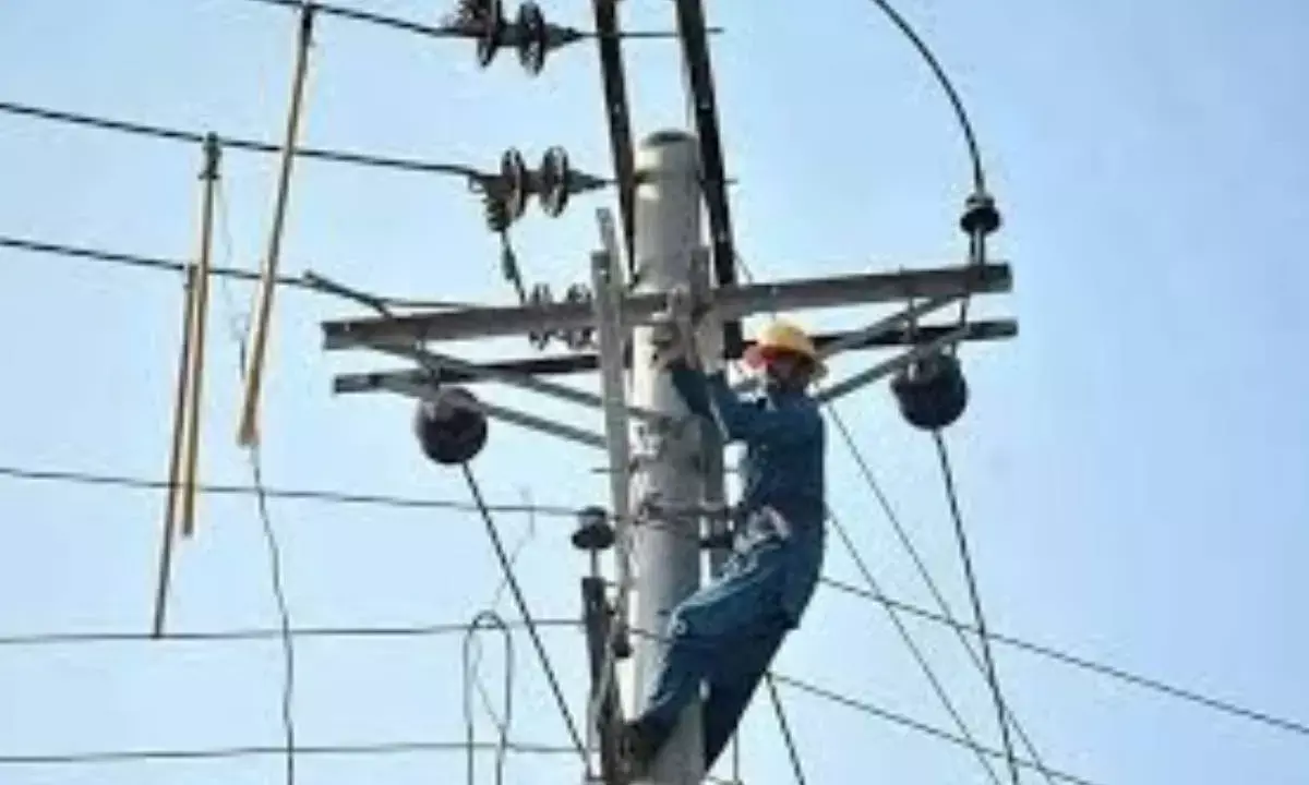 Power sector staff to go on strike on March 10