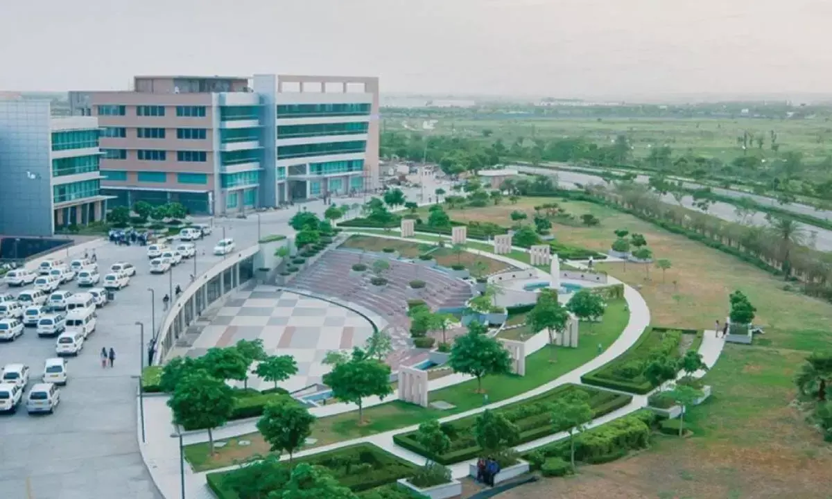 Govt sets up 17-member panel for reforms in SEZ policy