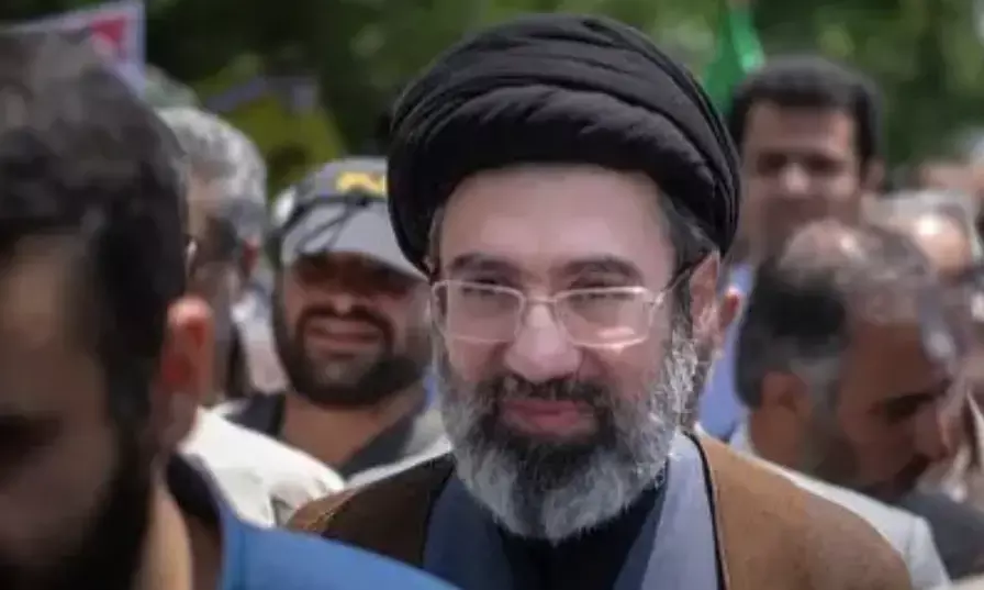 Iran vows to keep Strait of Hormuz blocked as Gulf attacks escalate