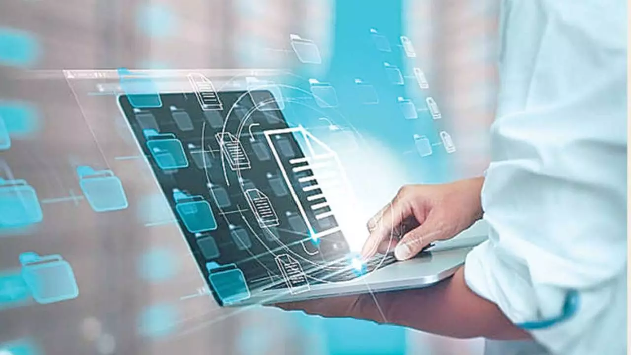 IT CEOs’ pay set to dip as stock slump hits payouts