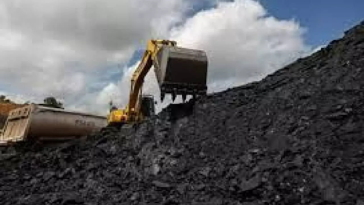 Govt ready to meet coal demand surge Govt ready to meet coal demand surge