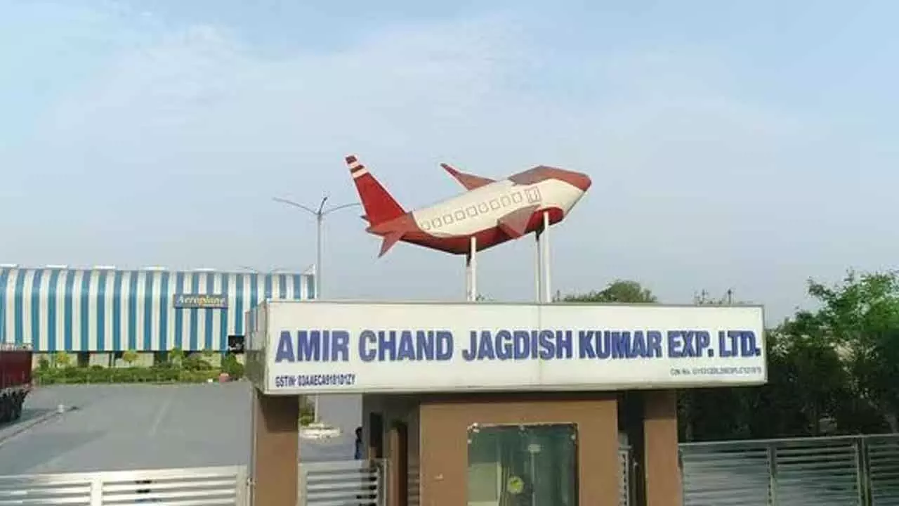 Amir Chand sets IPO price band