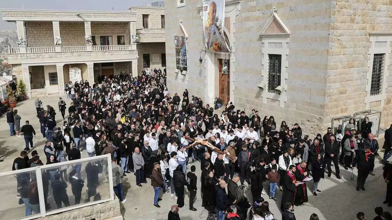Displaced by war, Lebanons Christians mark Easter far from homes, churches Displaced by war, Lebanons Christians mark Easter far from homes, churches