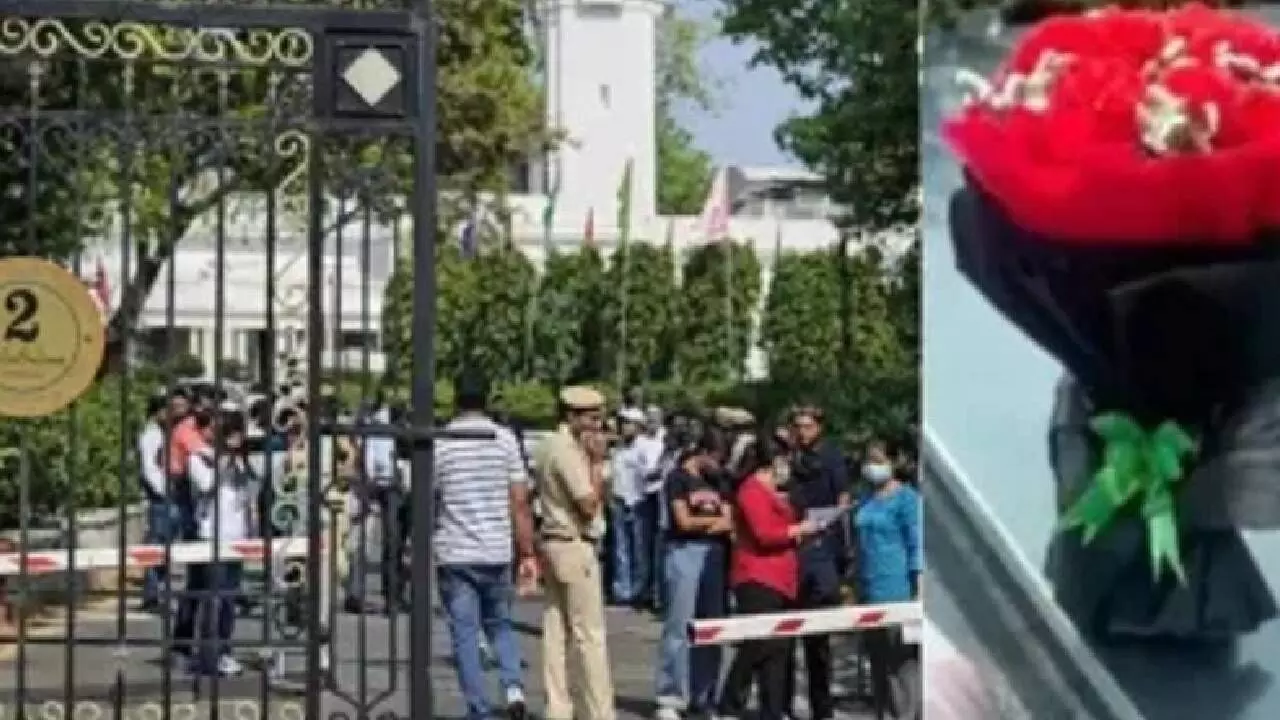 Masked man breaks security at Delhi Assembly, nabbed Masked man breaks security at Delhi Assembly, nabbed