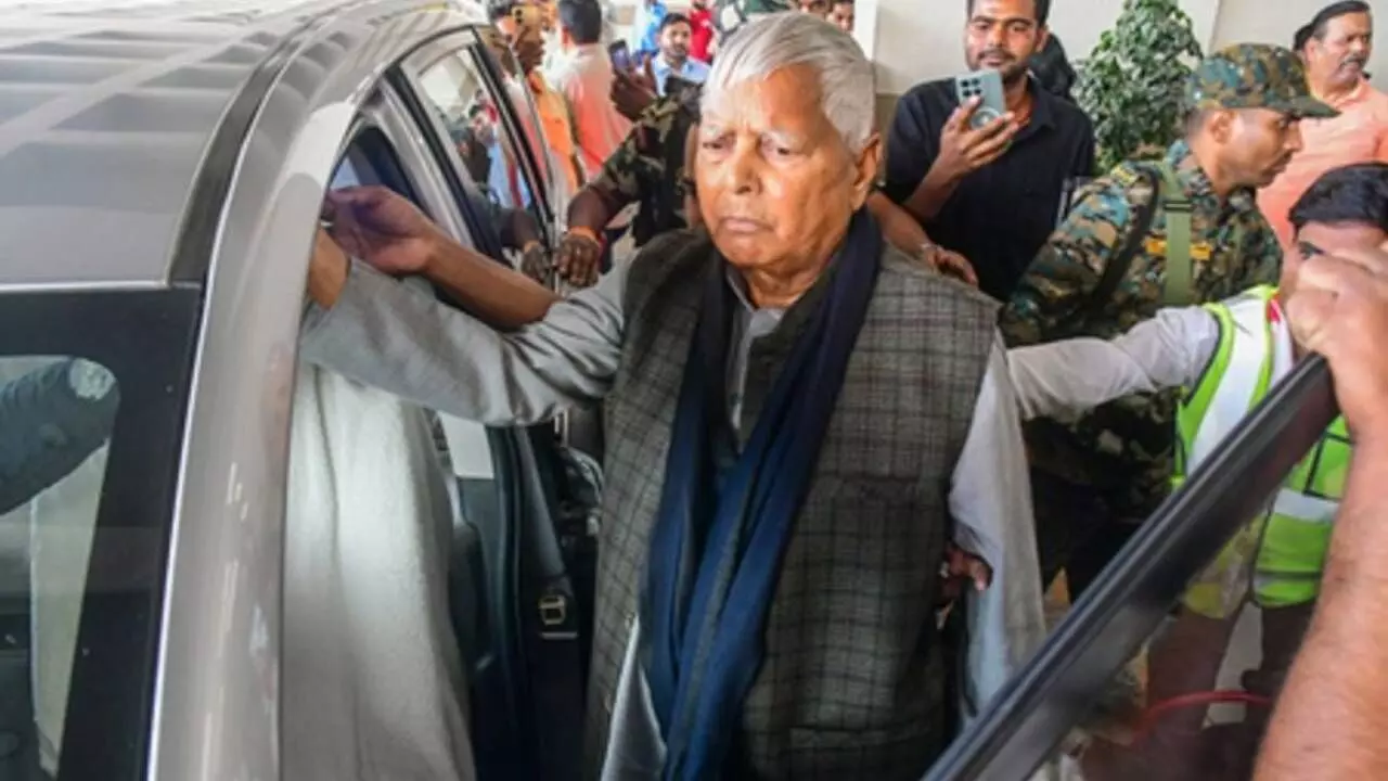 No reprieve from SC to Lalu in land-for-jobs case No reprieve from SC to Lalu in land-for-jobs case