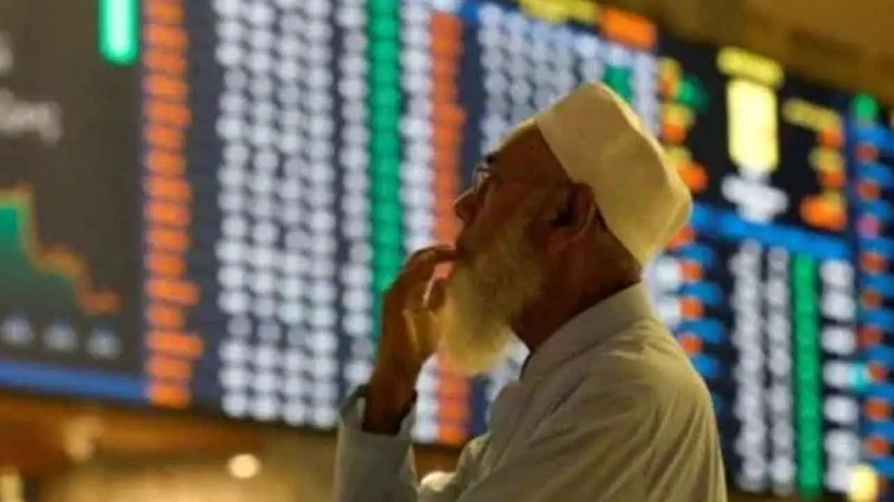 Pakistan’s stock markets plunge over 5% Pakistan’s stock markets plunge over 5%